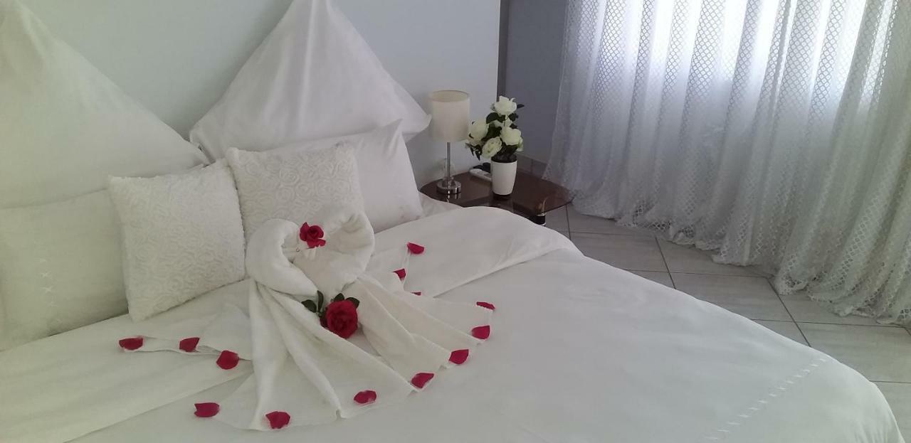 Millenium Guest House Rundu Zewnętrze zdjęcie